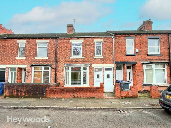 3 Bedroom Terraced House To Rent In Sneyd Terrace, Silverdale, Newcastle, ST5