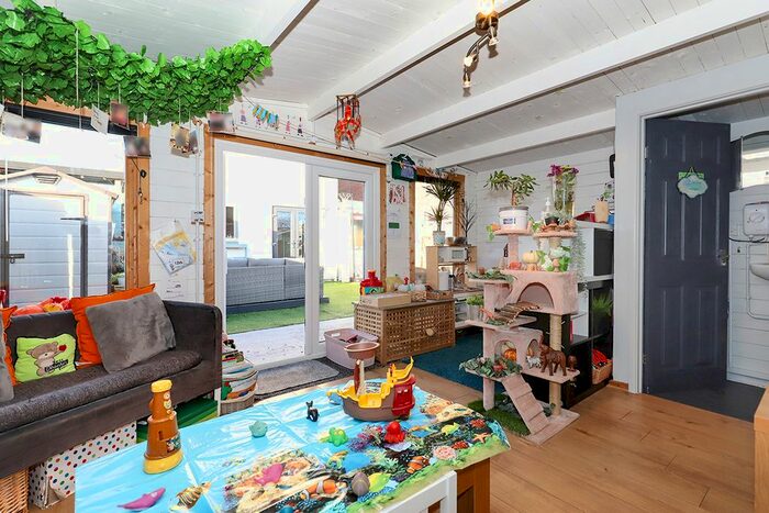 3 Bedroom Detached House For Sale In Cunningham Road, Perton, Wolverhampton, Staffordshire, WV6