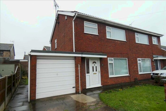3 Bedroom Semi-Detached House To Rent In Appleton Way, Scunthorpe, DN16