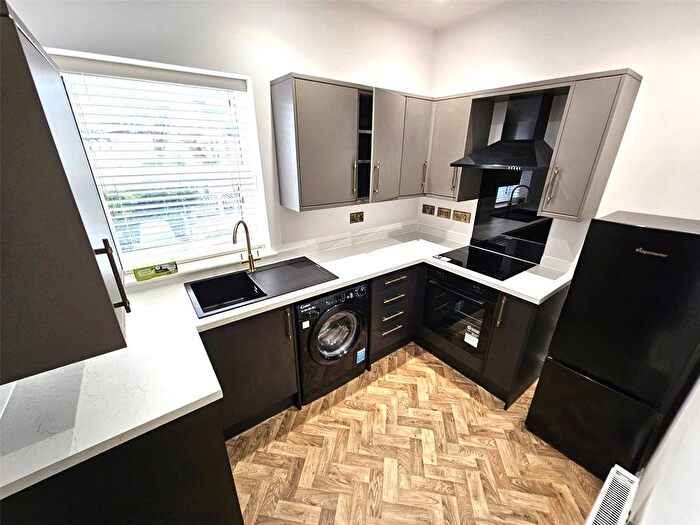 1 Bedroom Flat To Rent In Colwick Road, West Bridgford, Nottingham, Nottinghamshire, NG2