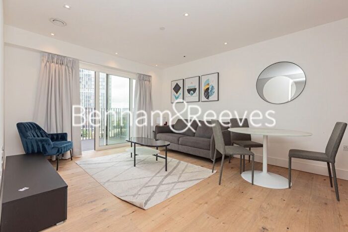 1 Bedroom Flat To Rent In Keybridge Capital, Vauxhall, SW8