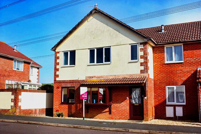 2 Bedroom Apartment To Rent In The Finches, Weymouth, DT3