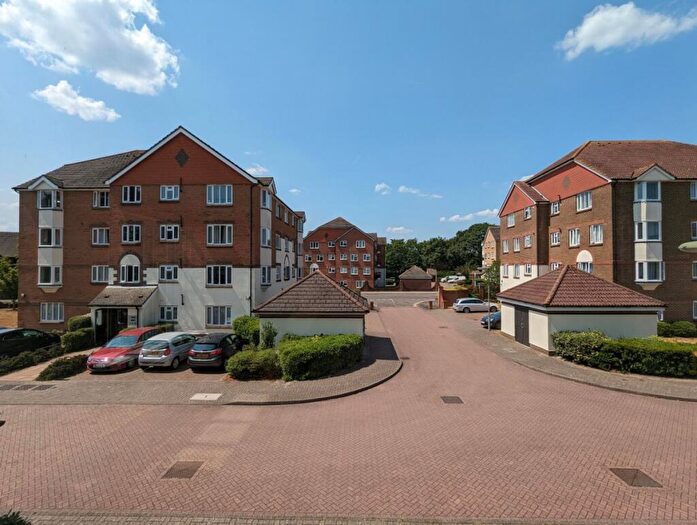 1 Bedroom Apartment To Rent In St Annes Rise, Redhill, RH1