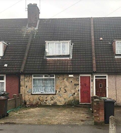2 Bedroom Terraced House To Rent In Becontree Avenue, Becontree, Dagenham, RM8