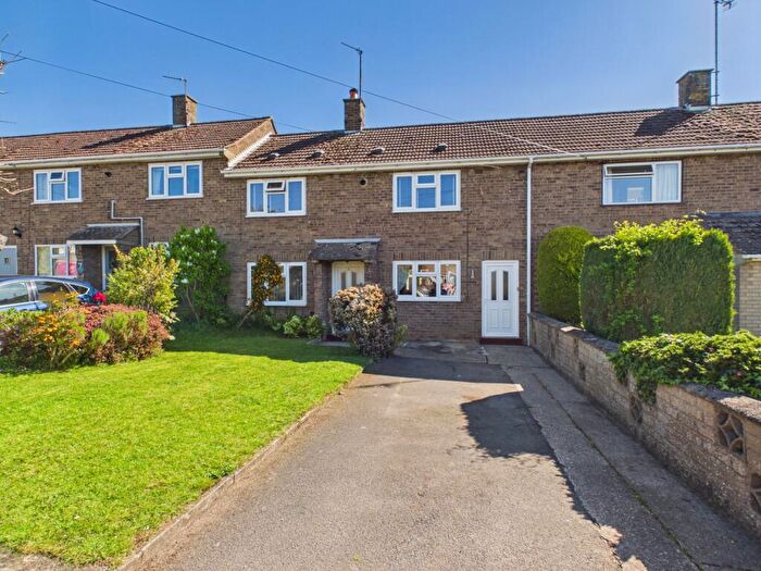 3 Bedroom Semi-Detached House For Sale In Campden Close, Exton, Oakham, Rutland, LE15
