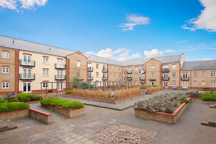3 Bedroom Apartment To Rent In Masters House, Aylesbury, Buckinghamshire, HP21