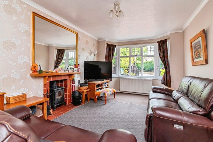 4 Bedroom Detached House For Sale In Halberton Drive, West Bridgford, Nottinghamshire, NG2