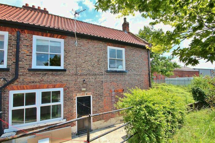 1 Bedroom Flat To Rent In Ousegate, Selby, YO8