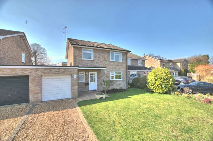 4 Bedroom Detached House To Rent In Milner Close, Sawston, Cambridge, CB22