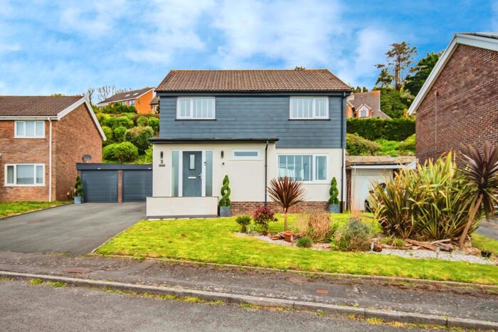 4 Bedroom Detached House For Sale In Mumbles Head Park, Pembrey, Burry Port, Carmarthenshire, SA16