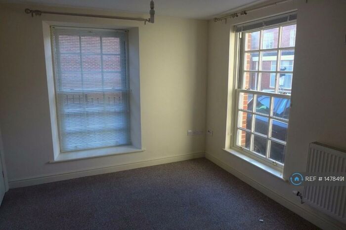 1 Bedroom Flat To Rent In Northload Street, Glastonbury, BA6