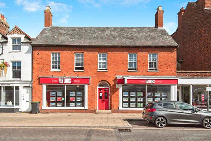 1 Bedroom Flat For Sale In Church Street, Biggleswade, Bedfordshire, SG18
