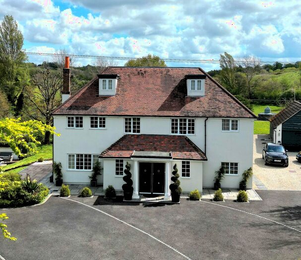 6 Bedroom Detached House For Sale In Seale Lane, Farnham, GU10