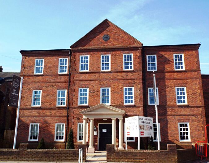 2 Bedroom Flat To Rent In Beatrice Court, Lichfield, WS13