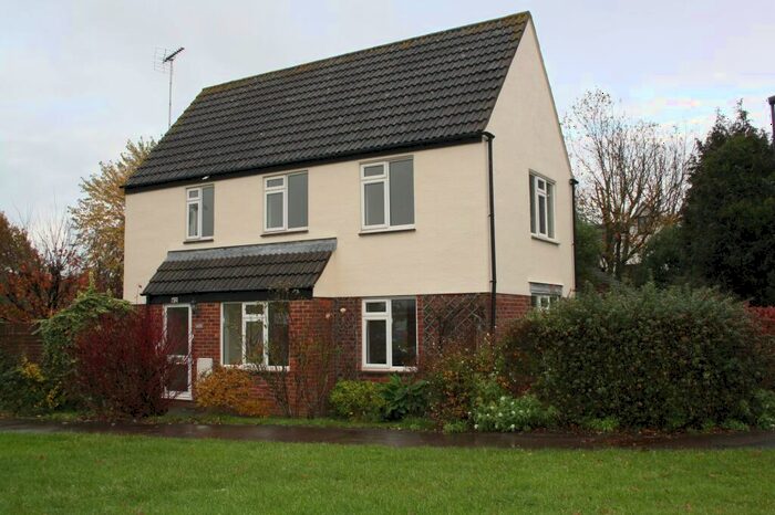 3 Bedroom Detached House To Rent In Lancaster Road, Yate, BS37