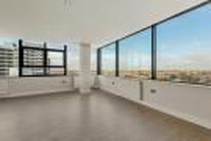 2 Bedroom Flat To Rent In Staines Road West, Sunbury On Thames, TW16