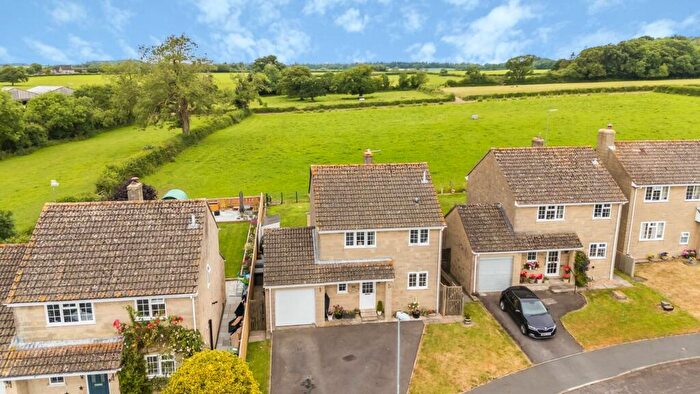 3 Bedroom Detached House For Sale In Vincents Close, Alweston, DT9