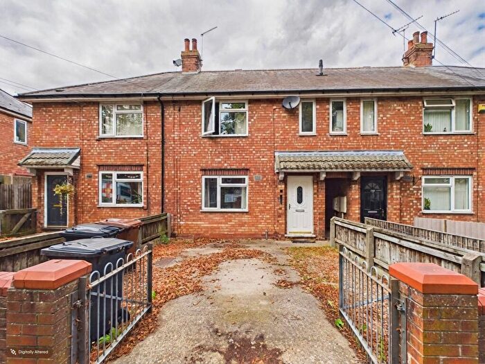3 Bedroom Terraced House For Sale In Browning Drive, Lincoln, LN2