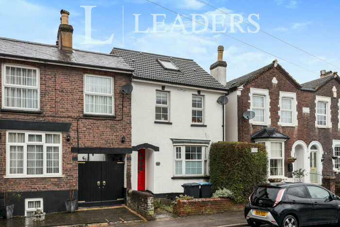 3 Bedroom Terraced House To Rent In Cotterells, HP1