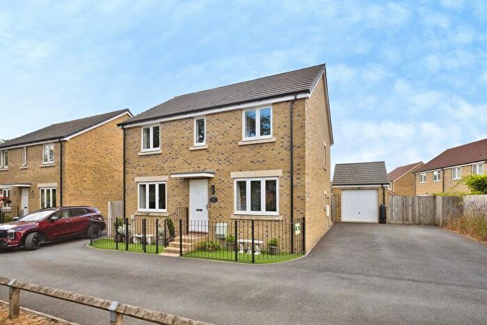 4 Bedroom Detached House For Sale In Sandpiper Drive, Houndstone, Yeovil, BA22