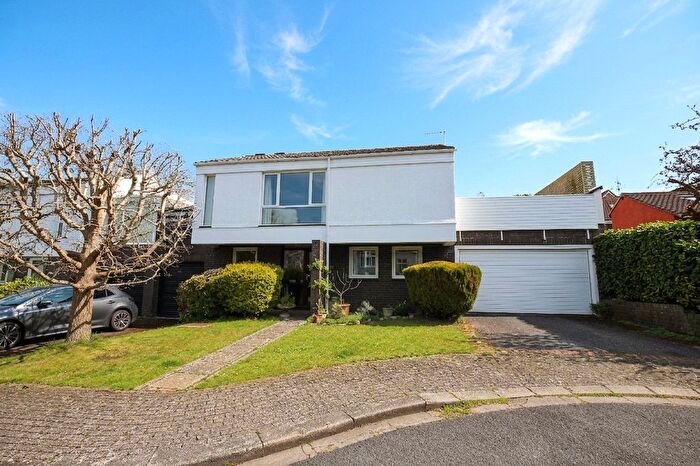 5 Bedroom Link Detached House For Sale In St. Hilary Close, Bristol, BS9