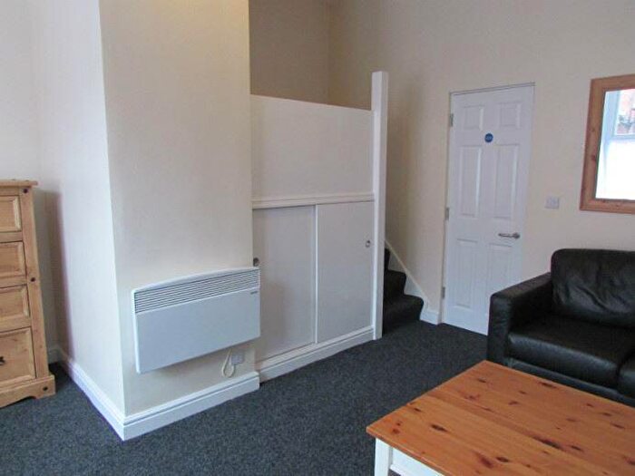 1 Bedroom Flat To Rent In Maud Avenue, Leeds, LS11