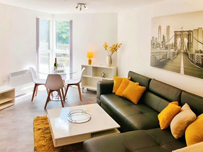 2 Bedroom Flat To Rent In Vie Building, Water Street, Castlefield, Manchester, M3