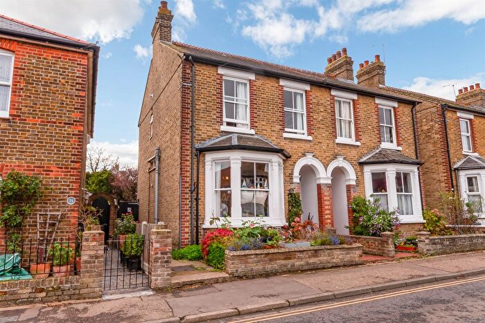 3 Bedroom Semi Detached House For Sale In Victoria Road, Maldon, CM9