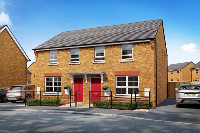 3 Bedroom Semi-Detached House For Sale In Common Mead Lane, Gillingham, SP8