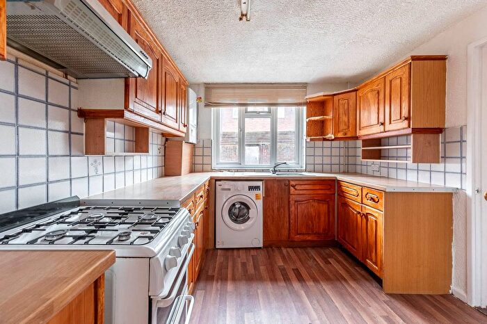 3 Bedroom Terraced House To Rent In Shepherds Path, Northolt, UB5