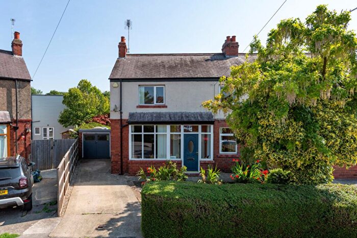 3 Bedroom Semi-Detached House For Sale In Wharfedale Crescent, Tadcaster, LS24