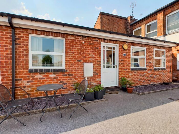 1 Bedroom Flat To Rent In Kings Court, King Street, Leicester, Leicestershire, LE19