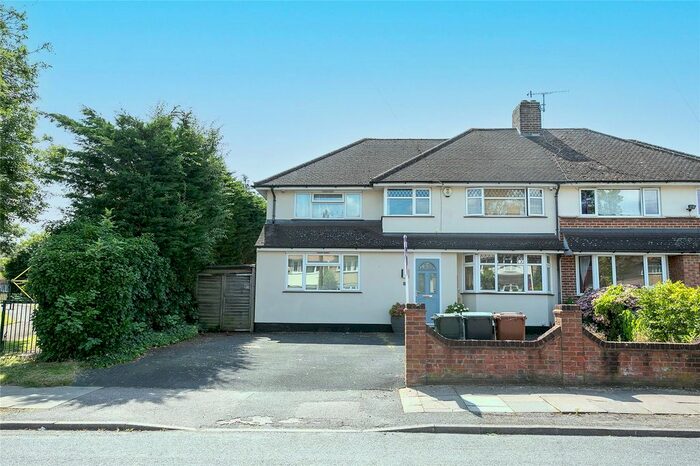 4 Bedroom Semi-Detached House To Rent In Ridgehurst Avenue, Watford WD25
