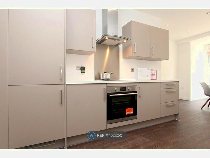 3 Bedroom Terraced House To Rent In Frobisher Yard, London, E16