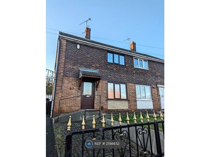 2 Bedroom Semi-Detached House To Rent In Woodside, Castleford, WF10