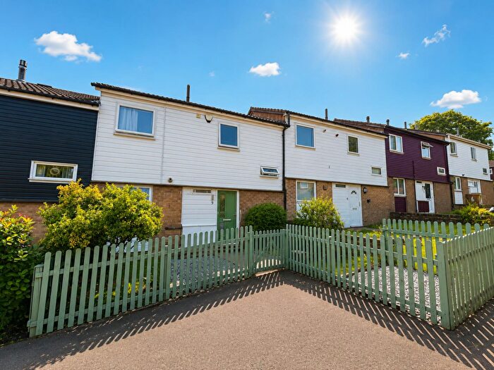 3 Bedroom Terraced House For Sale In Sidebrook Court, Thorplands, Northampton, NN3
