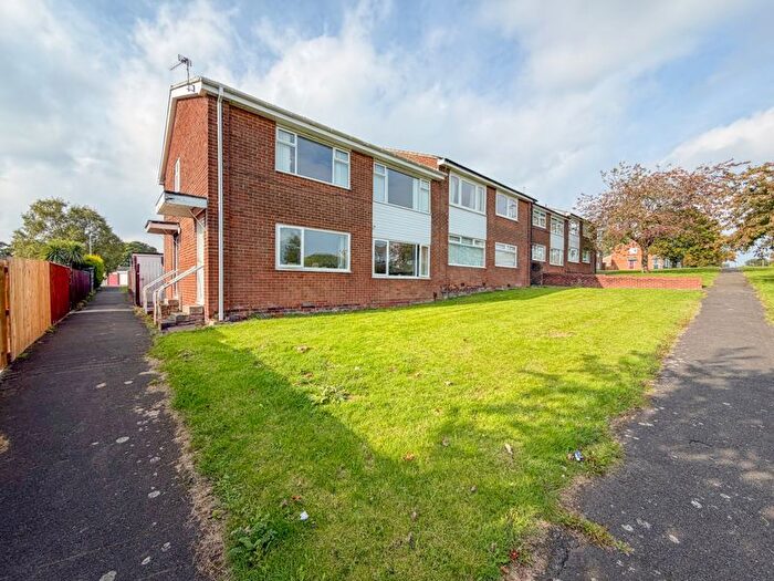 2 Bedroom Flat For Sale In Long Gair, Winlaton, NE21