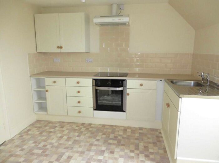 2 Bedroom Flat For Sale In The Square, Holsworthy, Devon, EX22