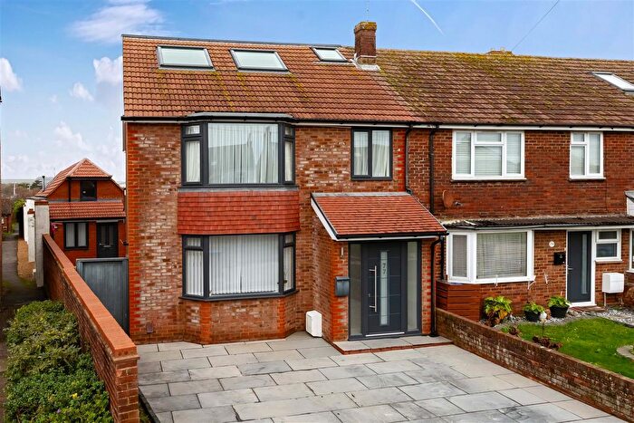 4 Bedroom End Terrace House For Sale In Brougham Road, Worthing, BN11