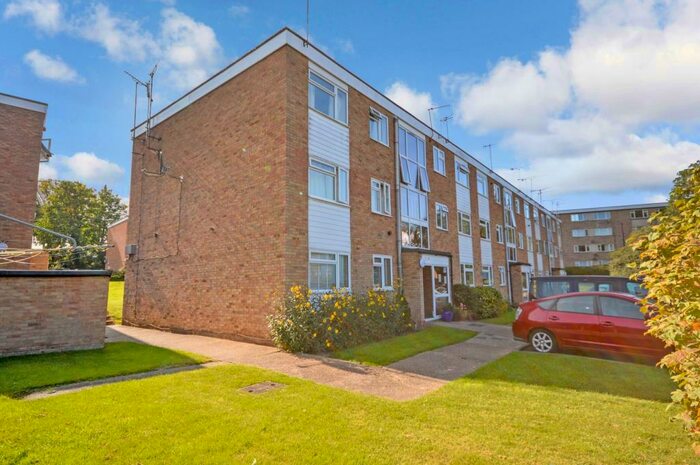 2 Bedroom Apartment To Rent In Haig Court, Chelmsford, CM2