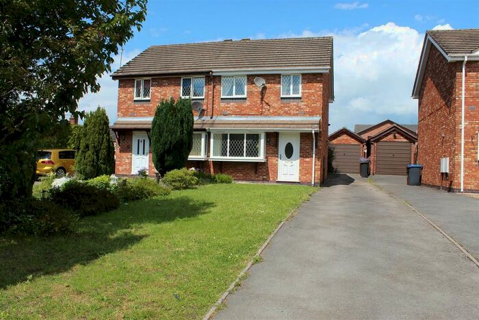 3 Bedroom Property To Rent In Bramshaws Acre, Cheadle, Stoke-On-Trent, ST10