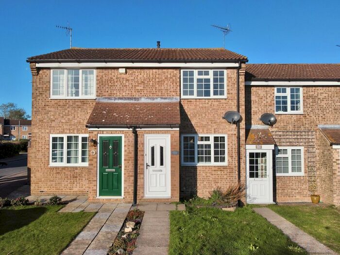 2 Bedroom Terraced House To Rent In Hanway, Gillingham, Kent ME8