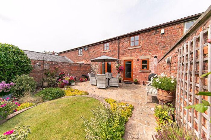 4 Bedroom Barn Conversion For Sale In Trees Farm Barn, Neds Lane, Stalmine, Poulton - Le - Fylde, Lancs, FY6