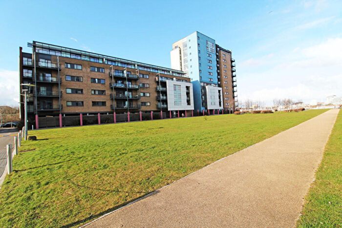 1 Bedroom Apartment To Rent In Lady Isle, Prospect Place, Cardiff Bay, CF11