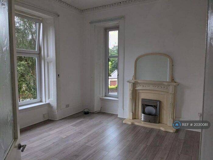 2 Bedroom Flat To Rent In Milton Road, Kilbirnie, KA25