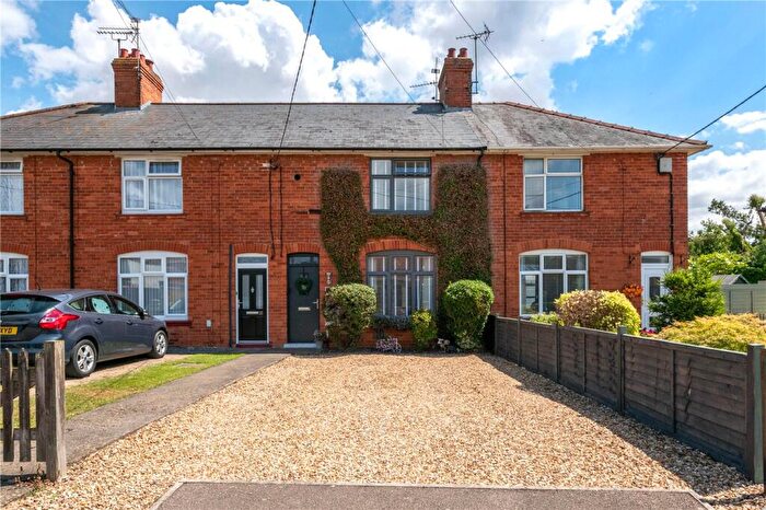 3 Bedroom Terraced House For Sale In East Lane, Morton, Bourne, Lincolnshire, PE10
