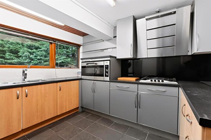 5 Bedroom House For Sale In Clouden Road, Cumbernauld, Glasgow, G67