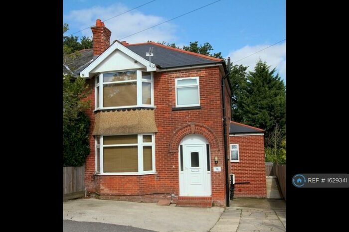 5 Bedroom Flat To Rent In Sirdar Road, Southampton, SO17