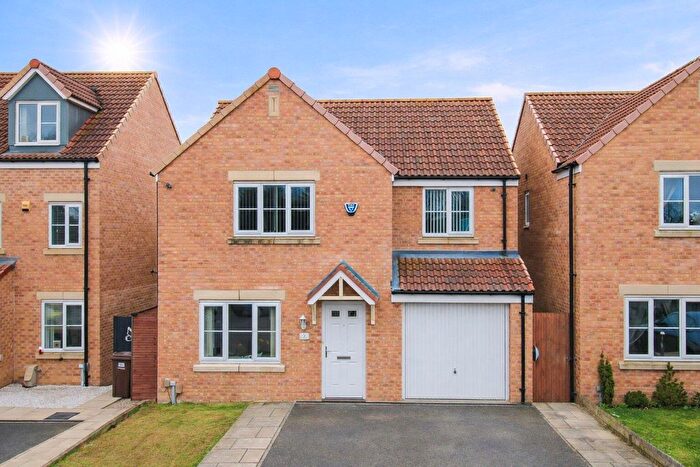 4 Bedroom Detached House For Sale In Sycamore Drive, Castleford, WF10