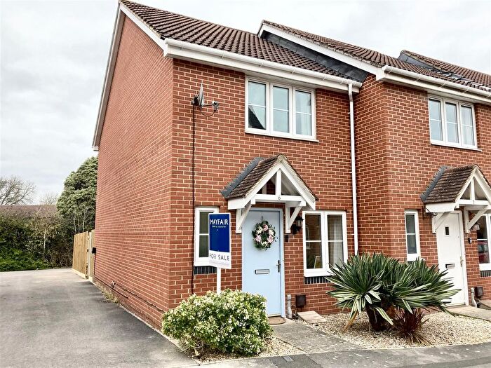 2 Bedroom Property For Sale In Brunel Way, Yatton, Bristol, BS49